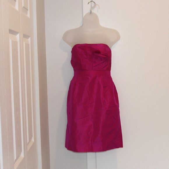 J. Crew Fuchsia Strapless 100% Silk Dress Mini Dress Women Size 4 - Picture 1 of 9
